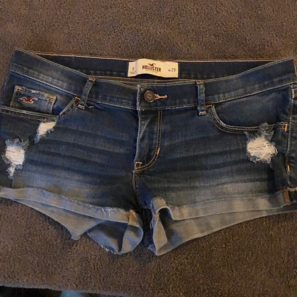 Hollister Jean shorts!